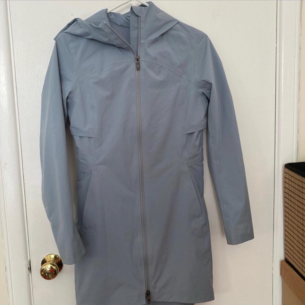 Lululemon Rain jacket